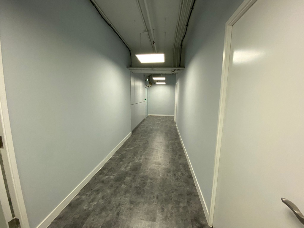 鴻運工廠大廈