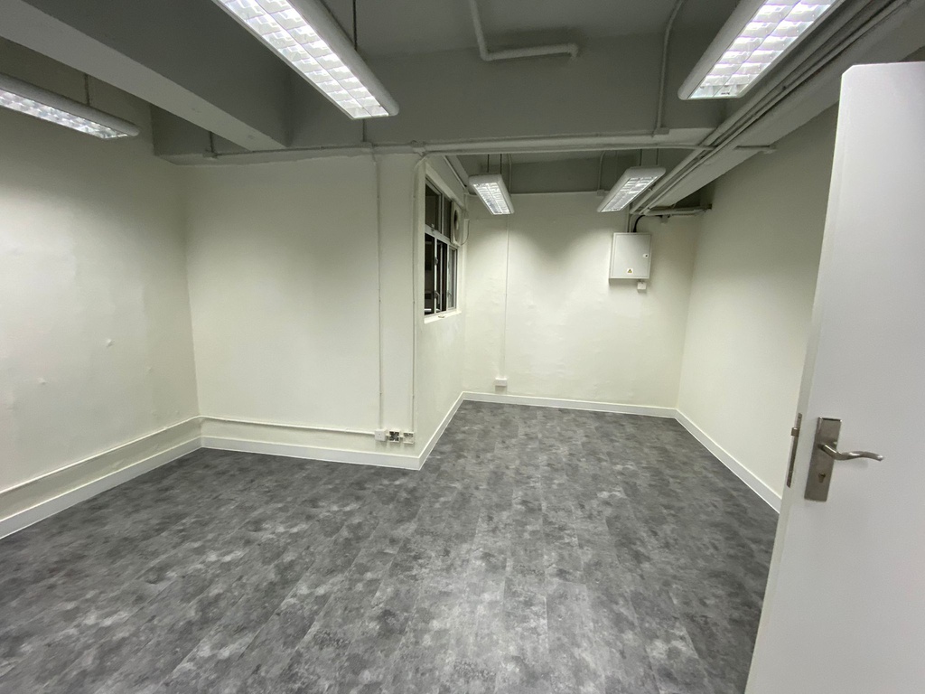 鴻運工廠大廈