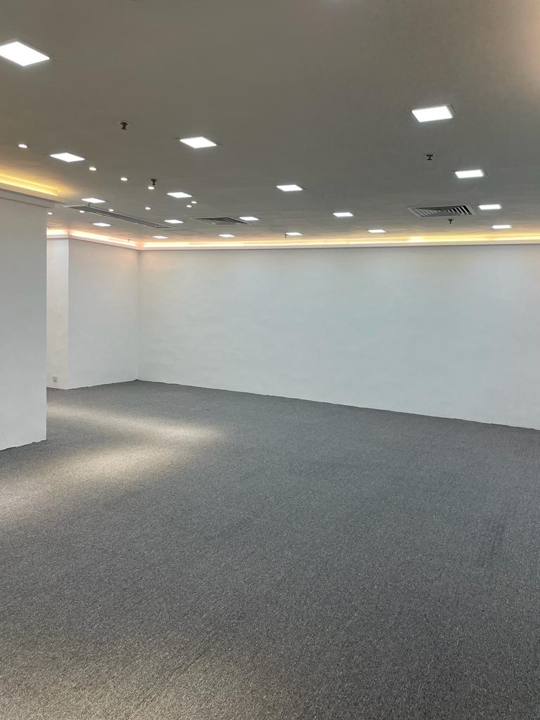 鴻貿中心