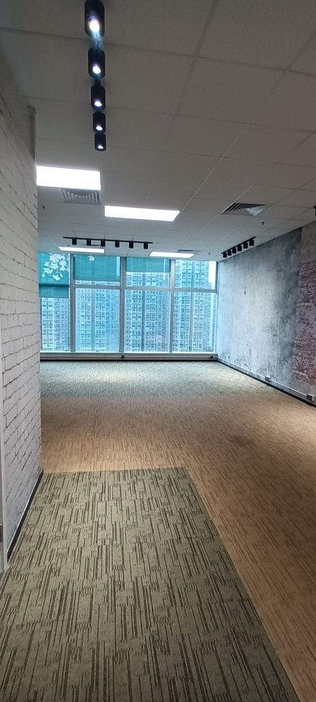 皇廷廣場(海景寫字樓)