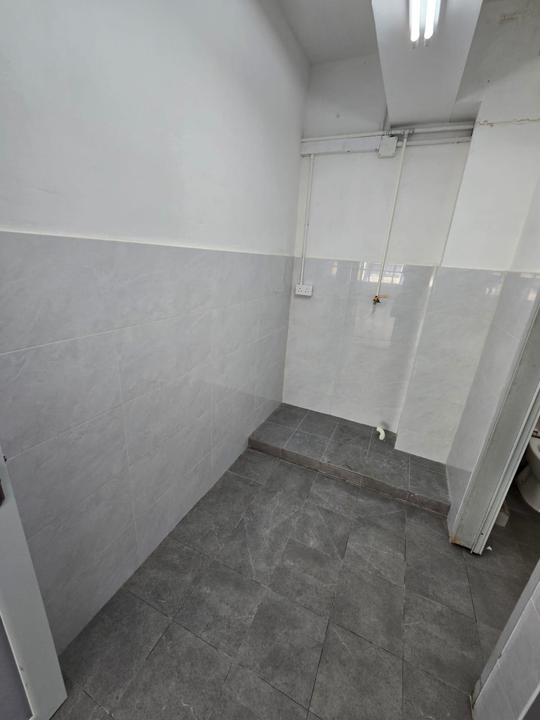冠力工業大廈 (寫倉裝修 向街窗)