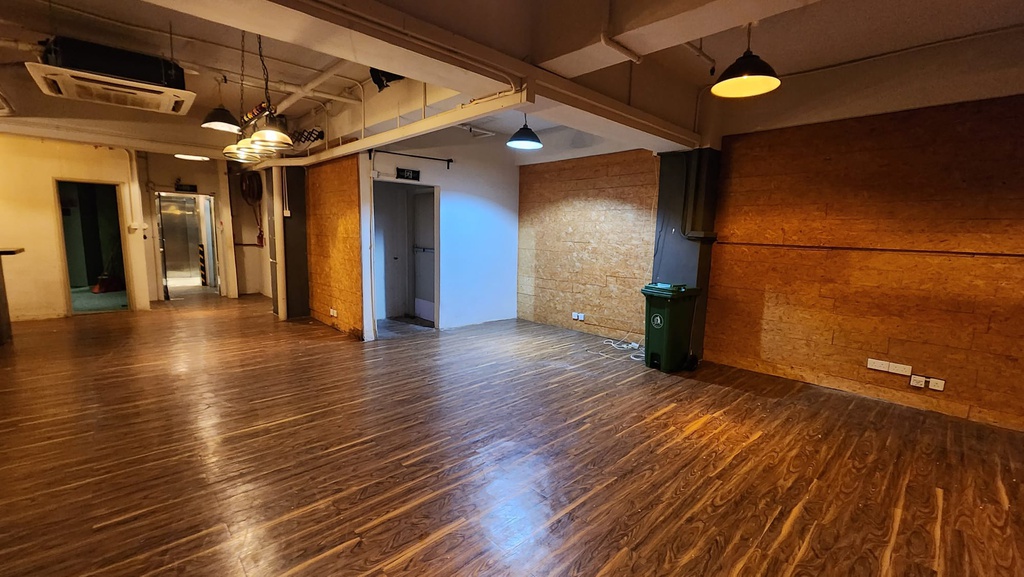 榮韶工業大廈(靚Partry Room 裝)