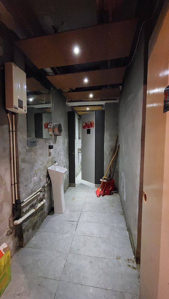 榮韶工業大廈(靚Partry Room 裝)