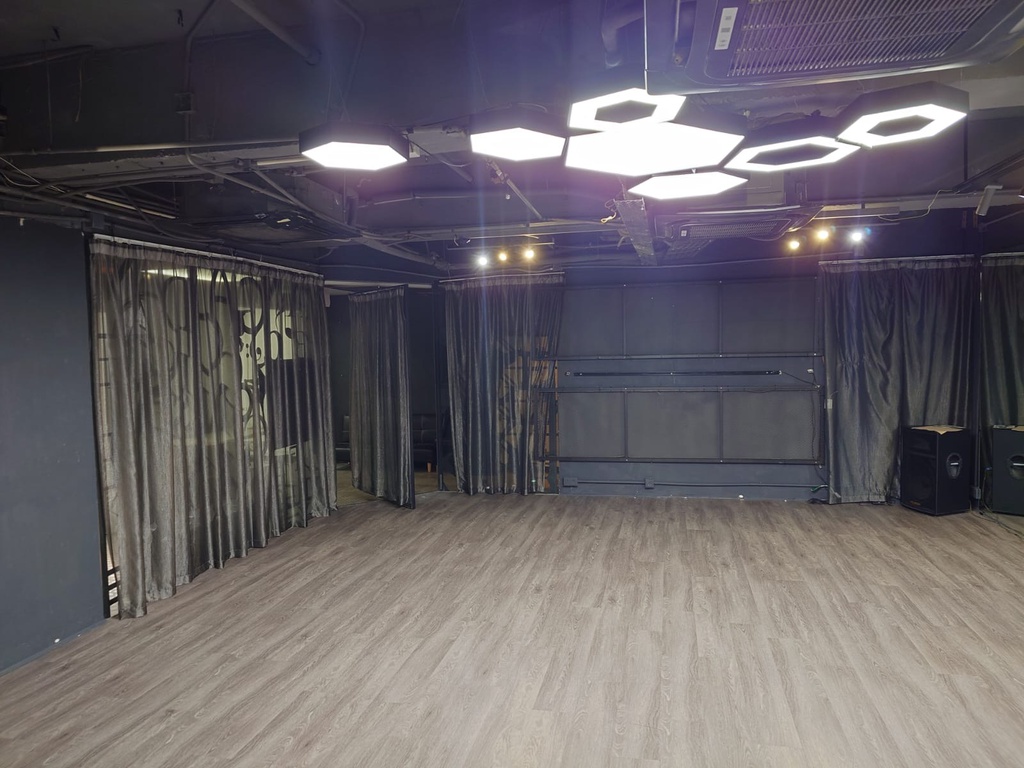 豐利中心(跳舞室 勁減)