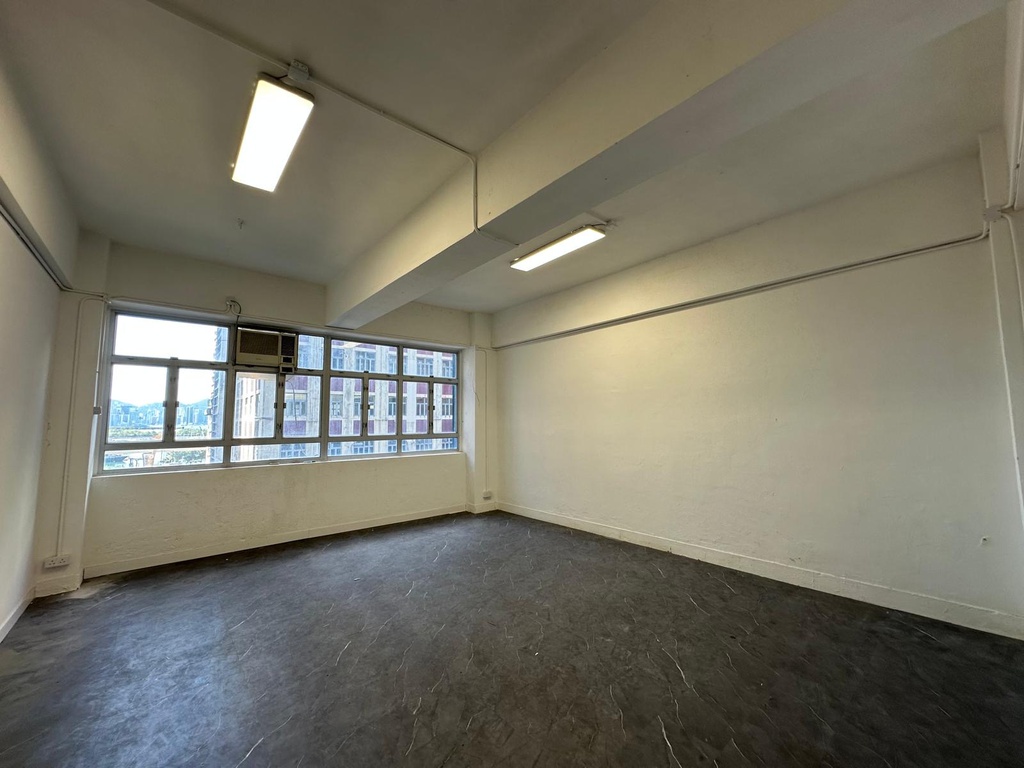 泉源工業大廈(有露台, 靚仔公共空間)