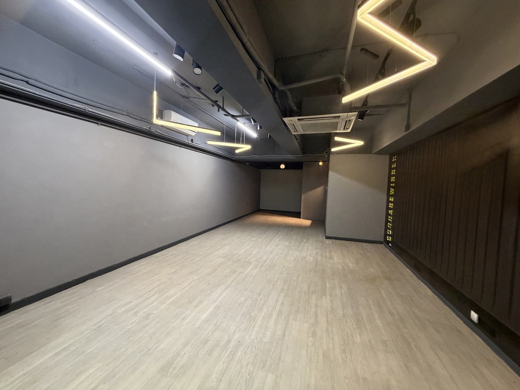 毅力工業中心(靚裝一房)