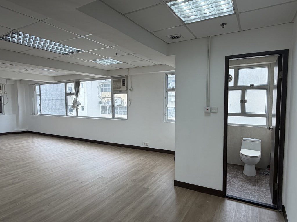 永興工業大廈(L單邊窗,內廁)