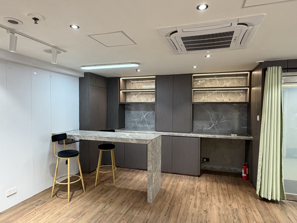 榮昌工業大廈(靚裝, 兩房)