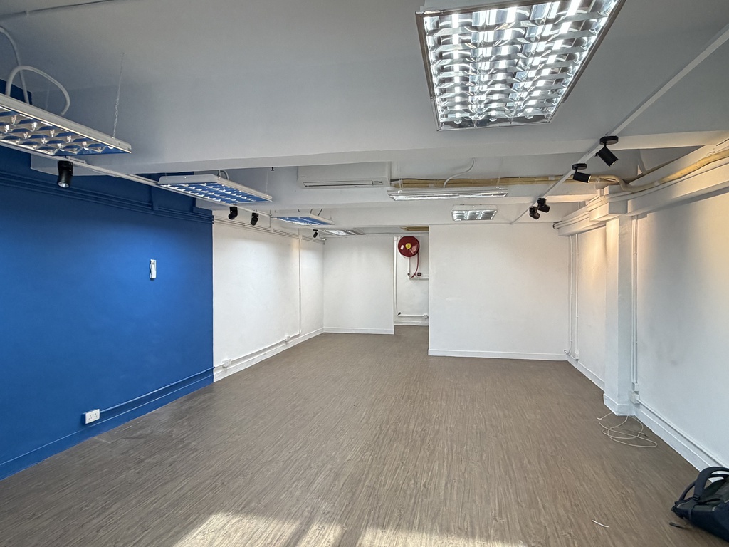 凱源工業大廈(翻新企理, 一隔音房)