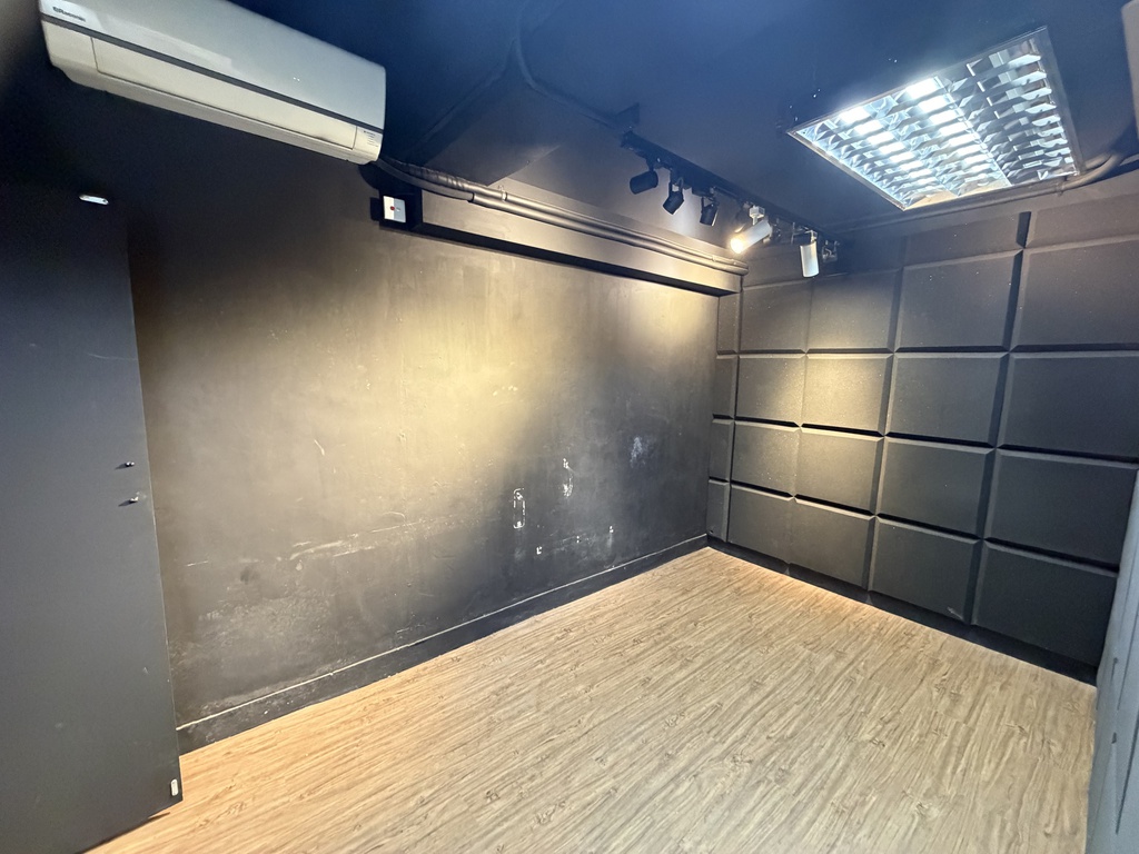 凱源工業大廈(翻新企理, 一隔音房)