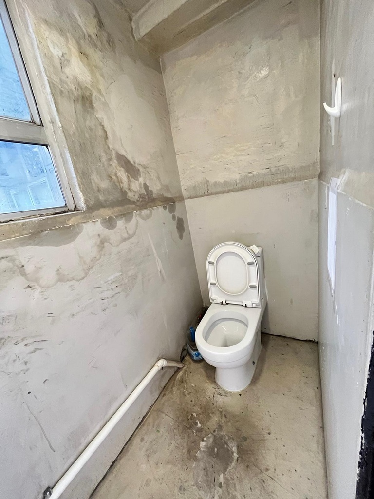 萬年工業大廈(大大間, 窗+廁)