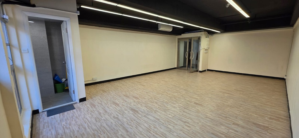 成業工業大廈(靚裝靚廁)