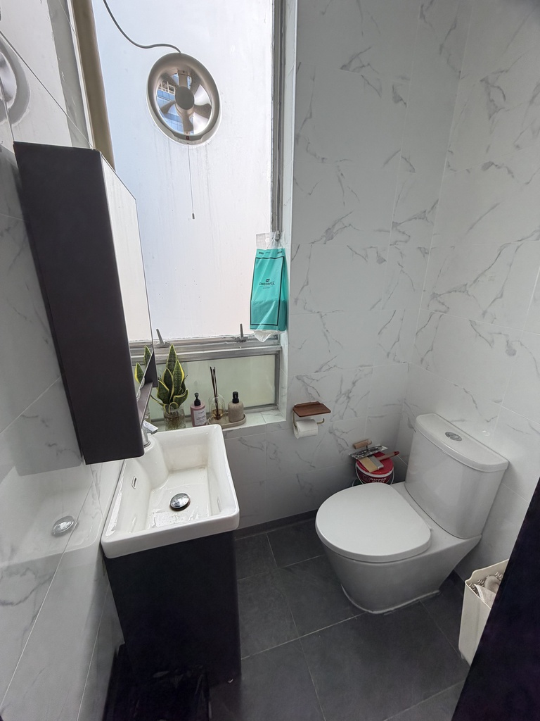 觀塘商廈(三房)免佣 免頂手