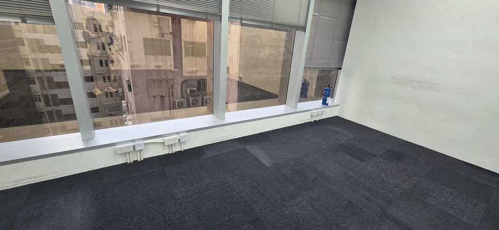 皇廷廣場(兩房甲級商廈)