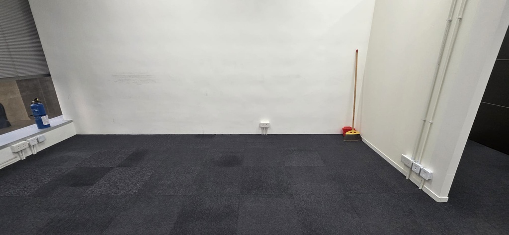 皇廷廣場(兩房甲級商廈)