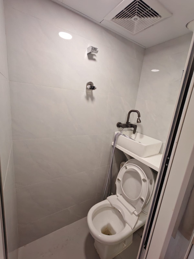 觀塘工業中心(有窗內廁熱水爐)