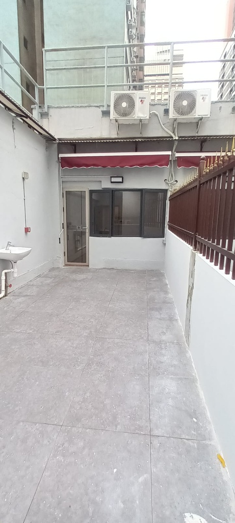 新商廈連平台