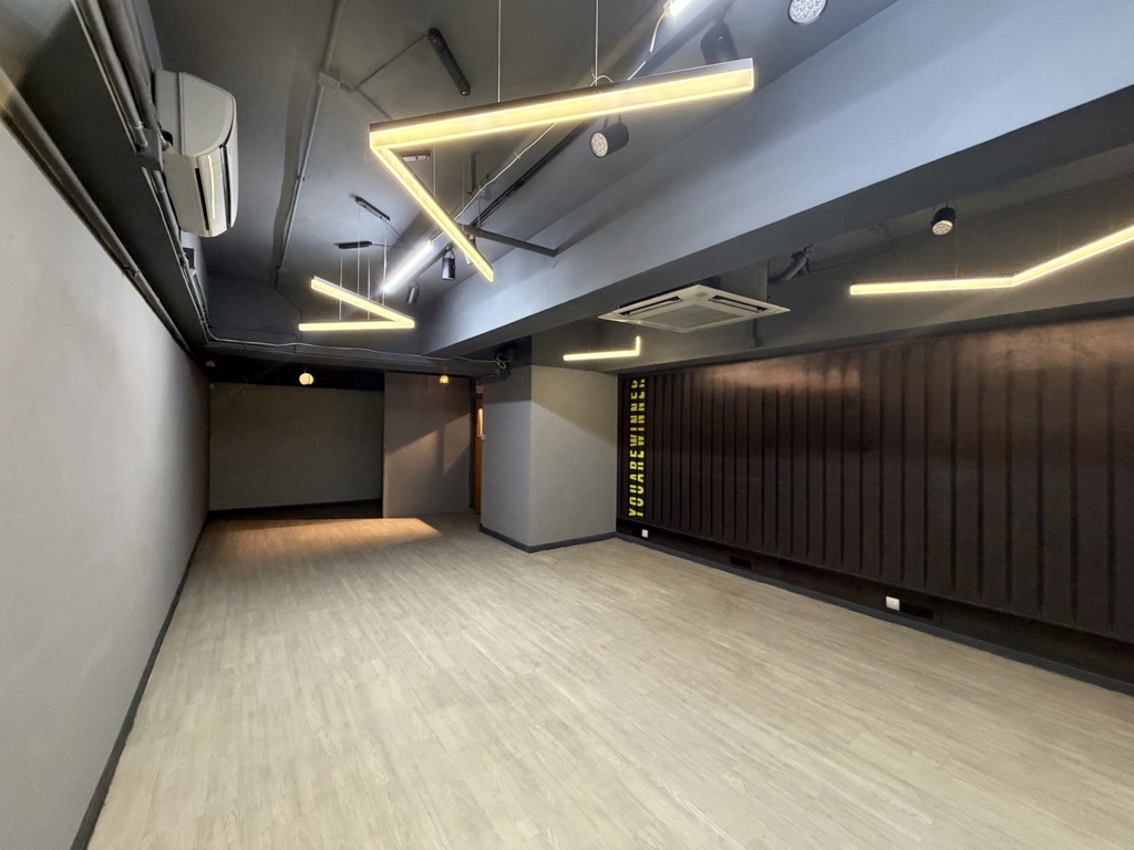 毅力工業中心(靚裝一房)