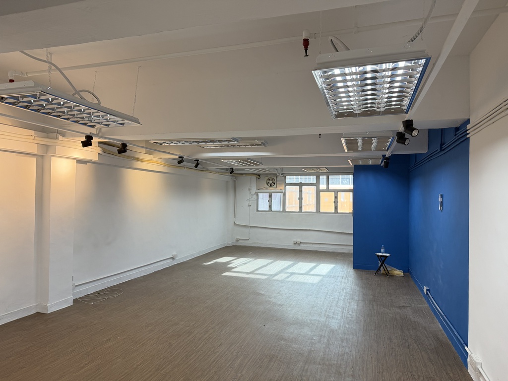 凱源工業大廈(翻新企理, 一隔音房)