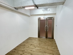 [00052910] 萬年工業大廈(獨立門口)