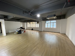 [00015741] 好運工業大廈