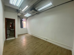 [00041176] 新怡生工業大廈(有窗有廁有爐)