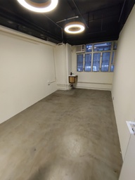[69572] 萬年工業大廈